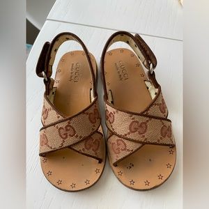 Toddler Girls Gucci tan GG logo sandals 24/8
